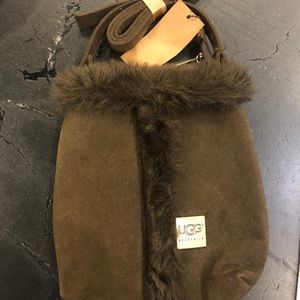 Ugg cross body bag